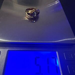 18k yellow gold topaz and amethyst ring- size 6